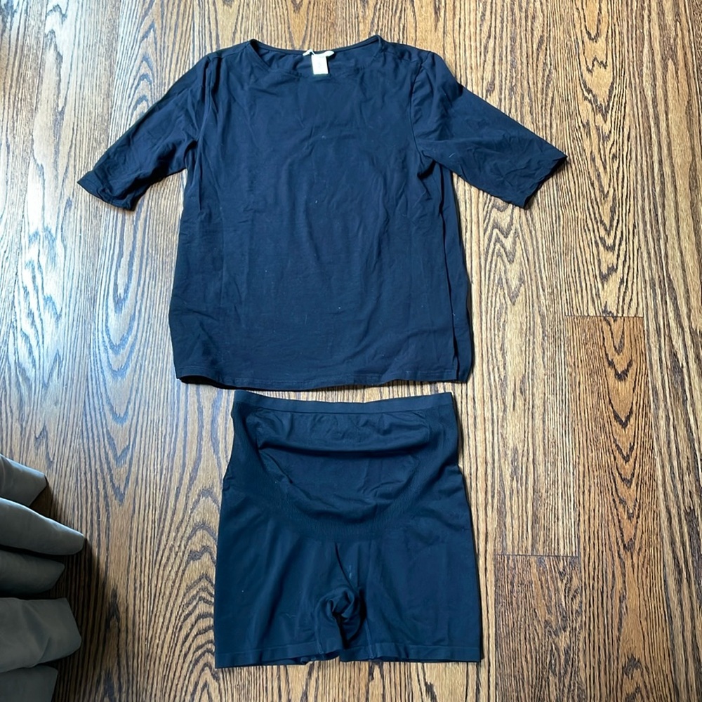 [bundle] H&M Maternity nursing top and biker shorts